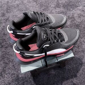 PUMA   black and red